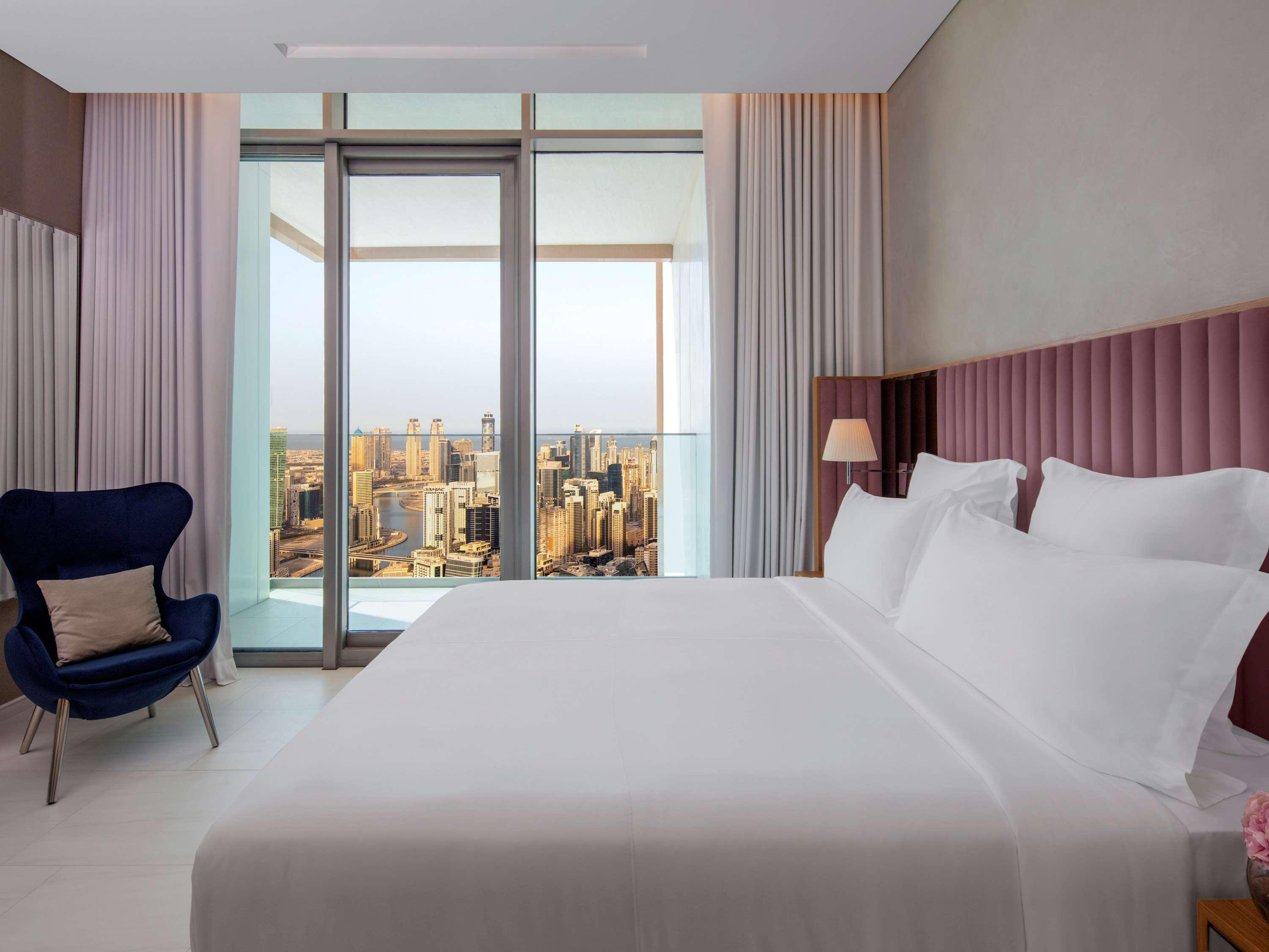 Sls Dubai Hotel & Residences Buitenkant foto